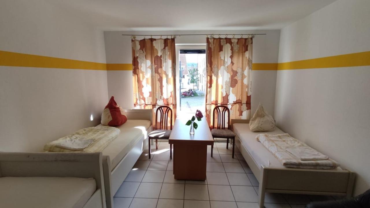 Aldingen 2 Zimmer Wohnung Luaran gambar